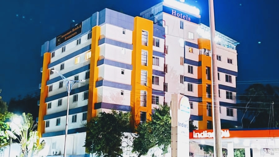 Hotel Housemate Kharadi, Pune