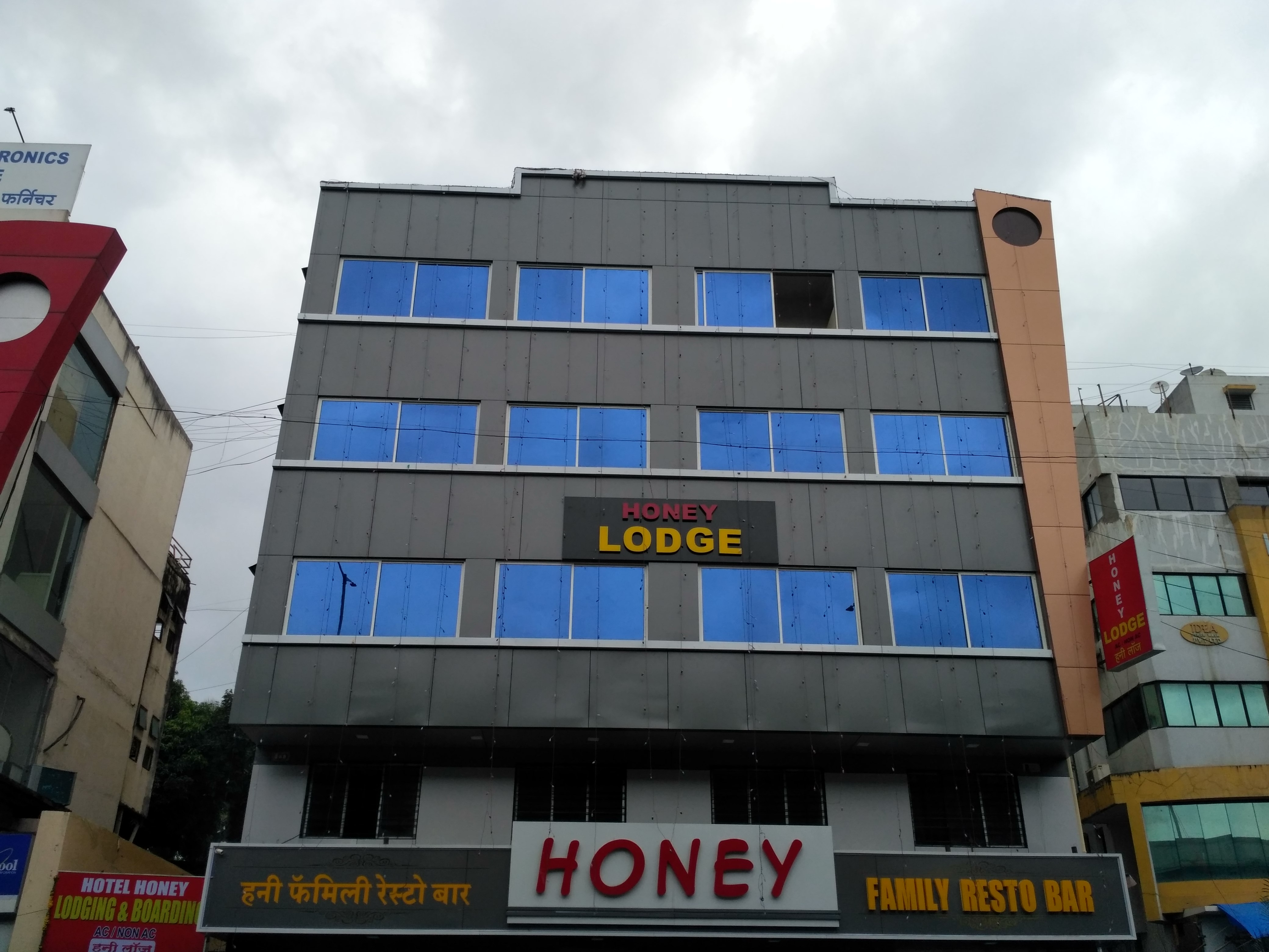 Hotel Honey Pune